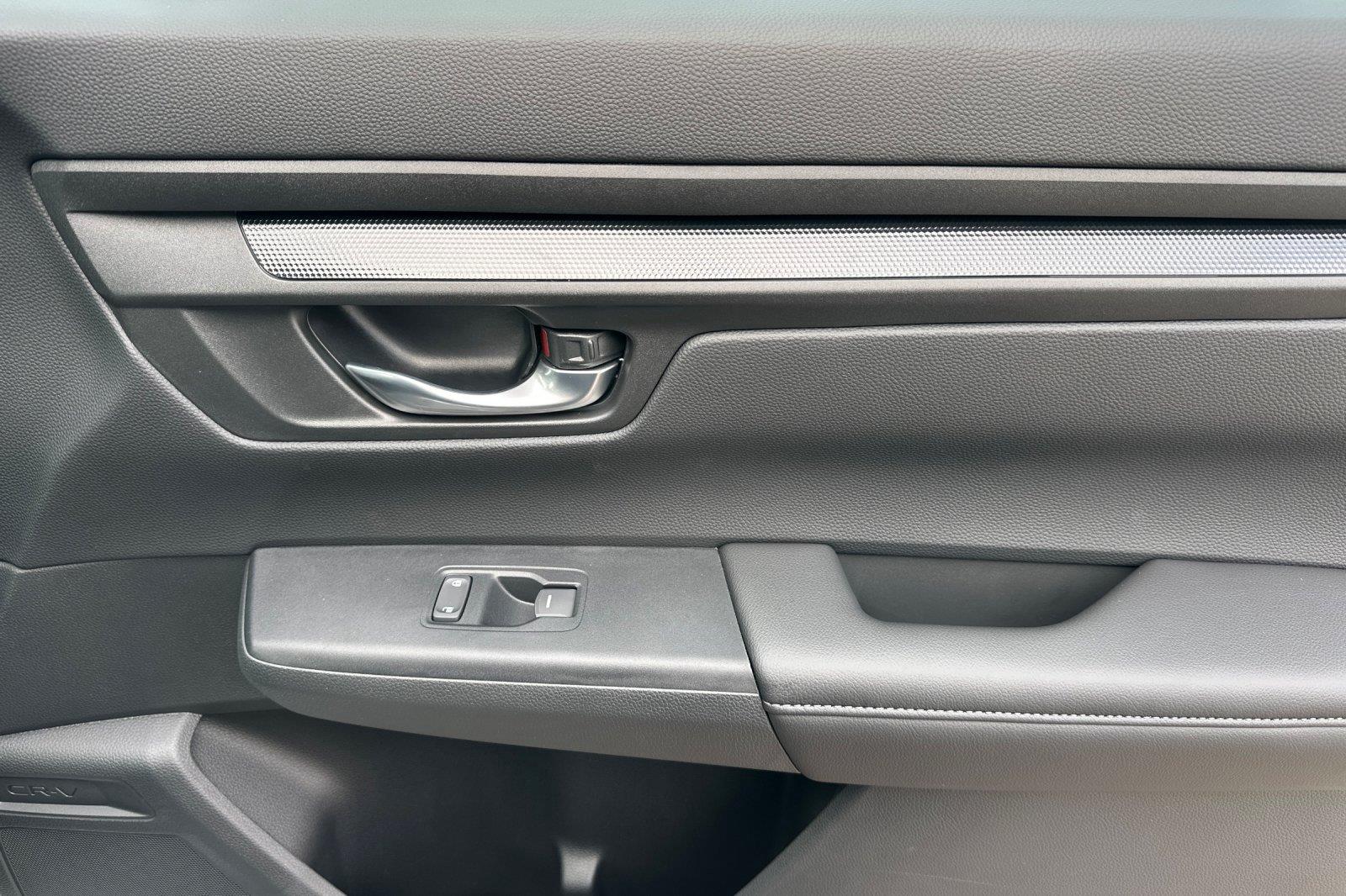 2027 Honda CR-V photo 16 of 25