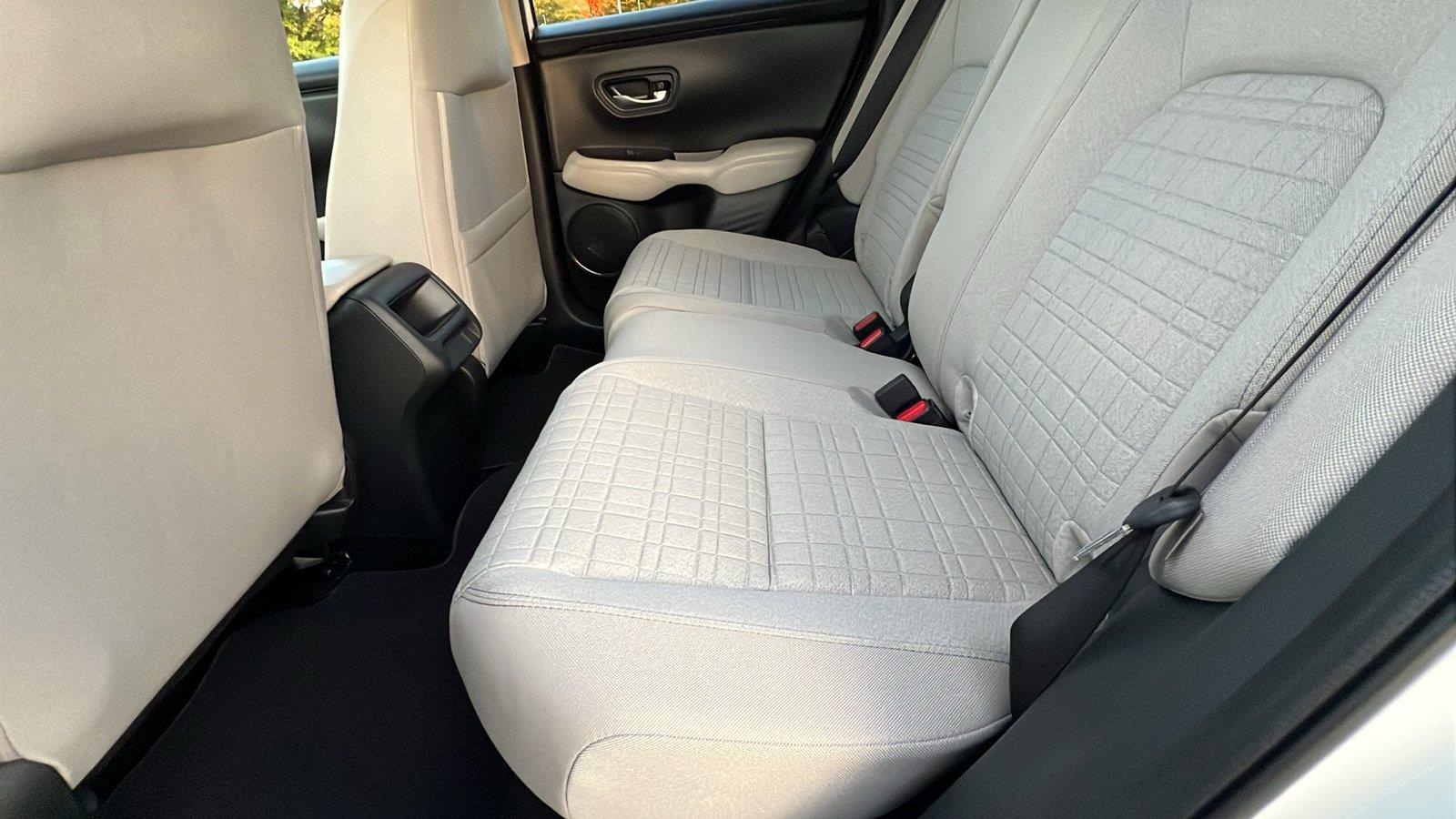 2027 Honda HR-V photo 18 of 28