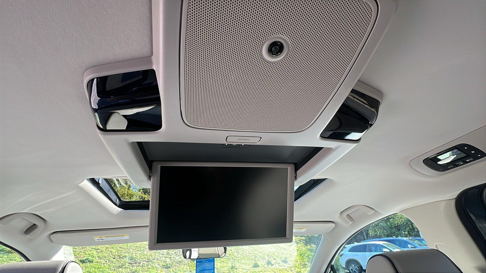 2027 Honda Odyssey photo 20 of 32