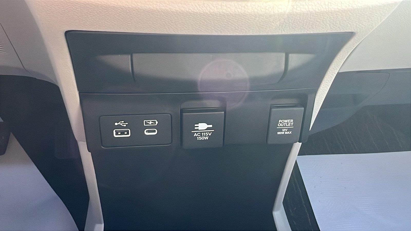 2027 Honda Odyssey photo 25 of 32