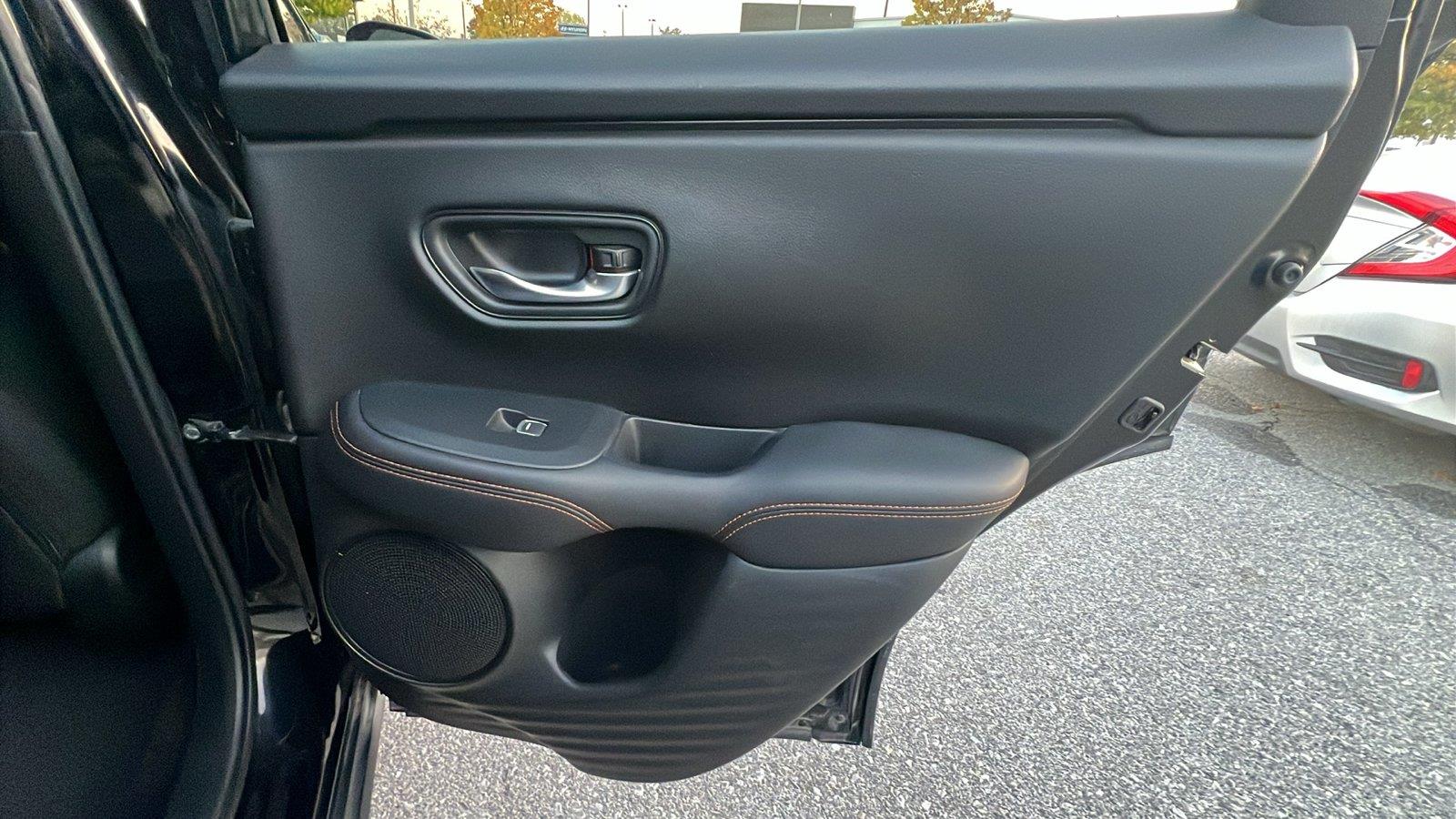2023 Honda HR-V photo 14 of 29