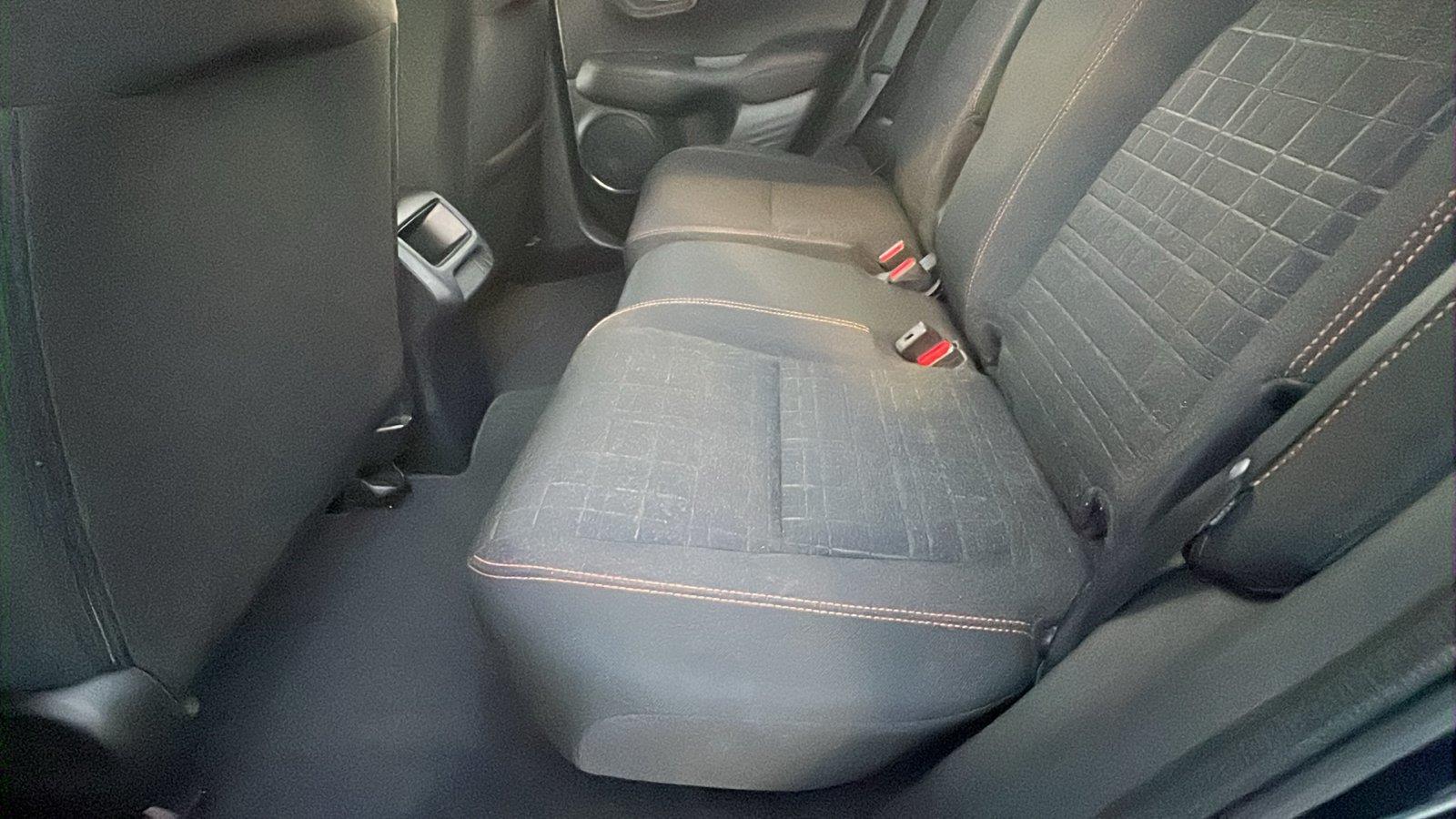 2023 Honda HR-V photo 18 of 29