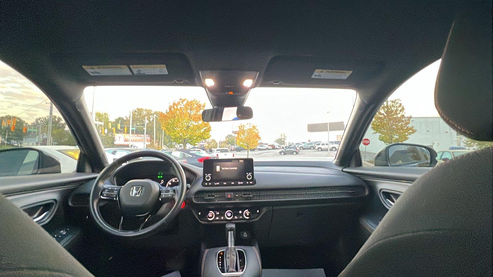2023 Honda HR-V photo 19 of 29