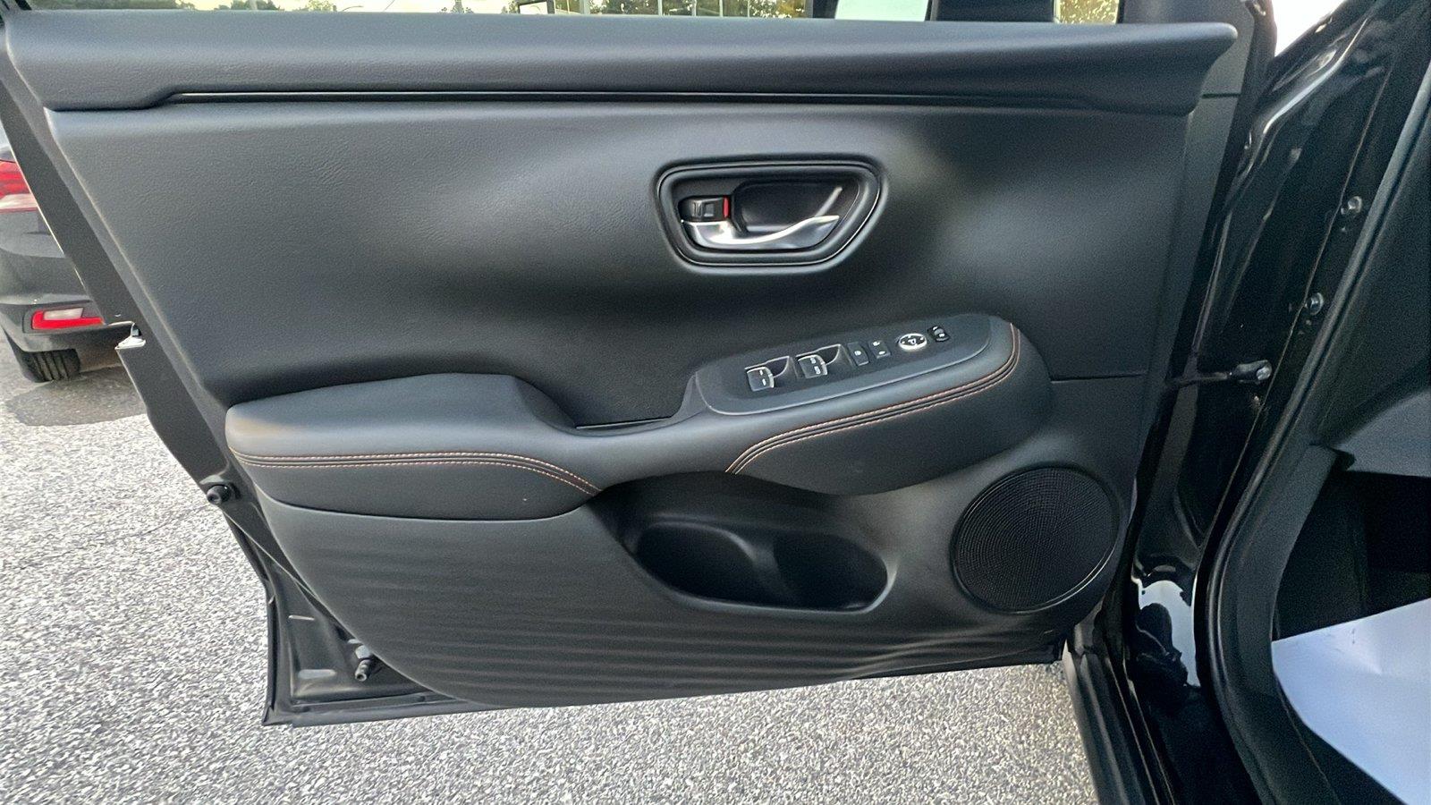 2023 Honda HR-V photo 20 of 29
