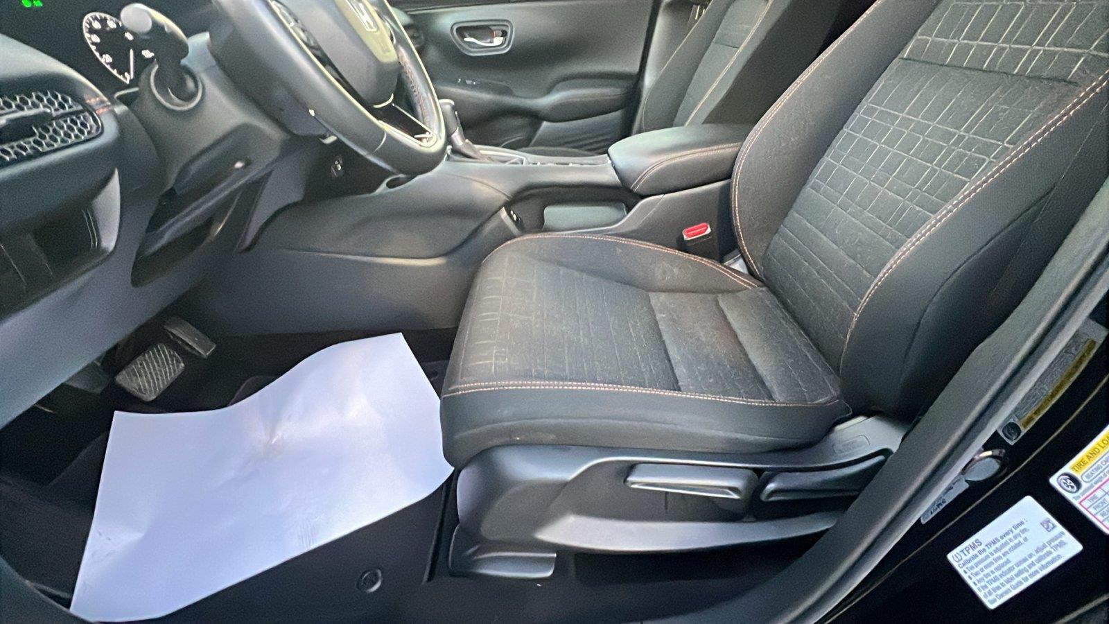 2023 Honda HR-V photo 21 of 29
