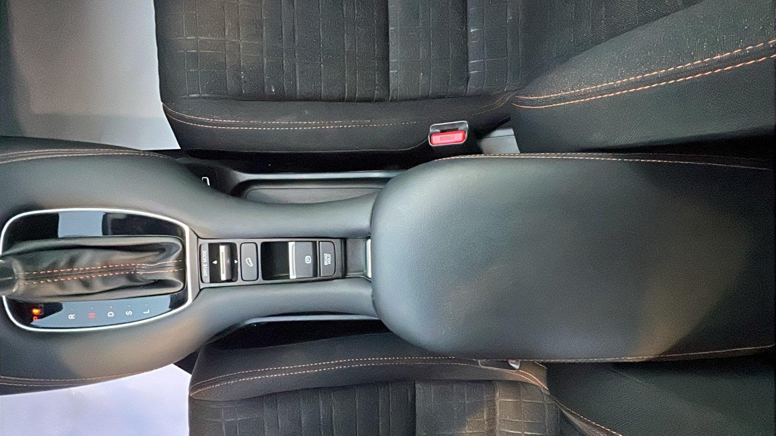 2023 Honda HR-V photo 22 of 29