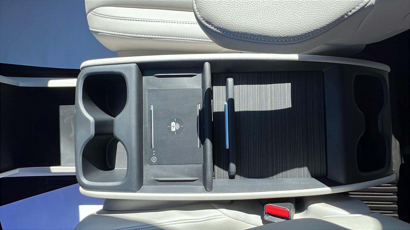 2027 Honda Odyssey photo 23 of 30