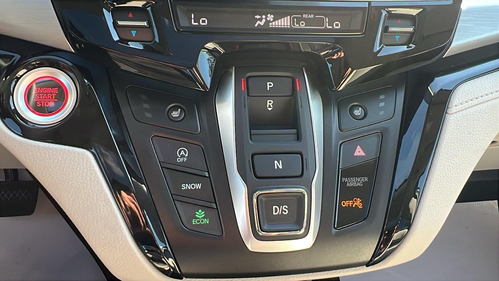 2027 Honda Odyssey photo 26 of 32