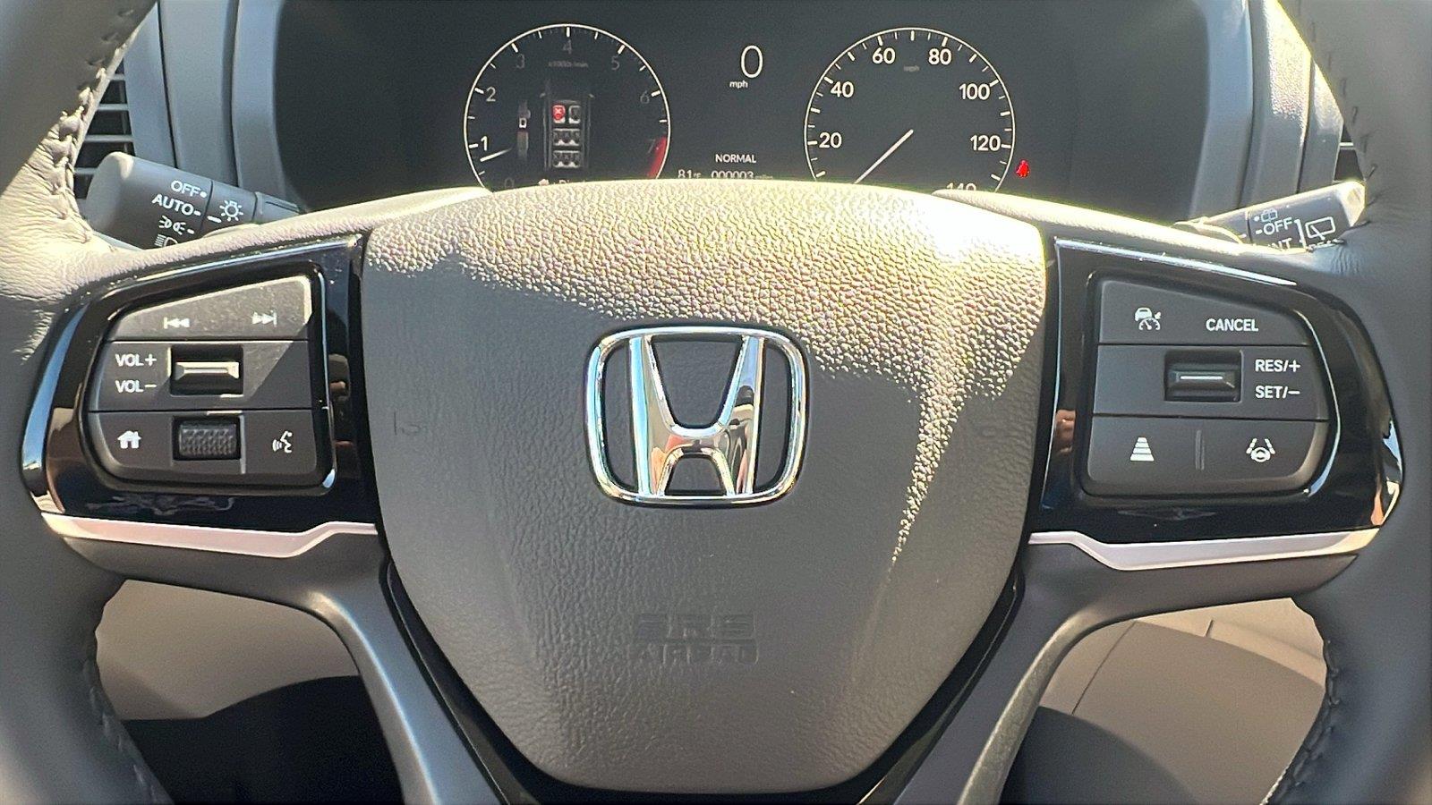 2027 Honda Odyssey photo 30 of 32