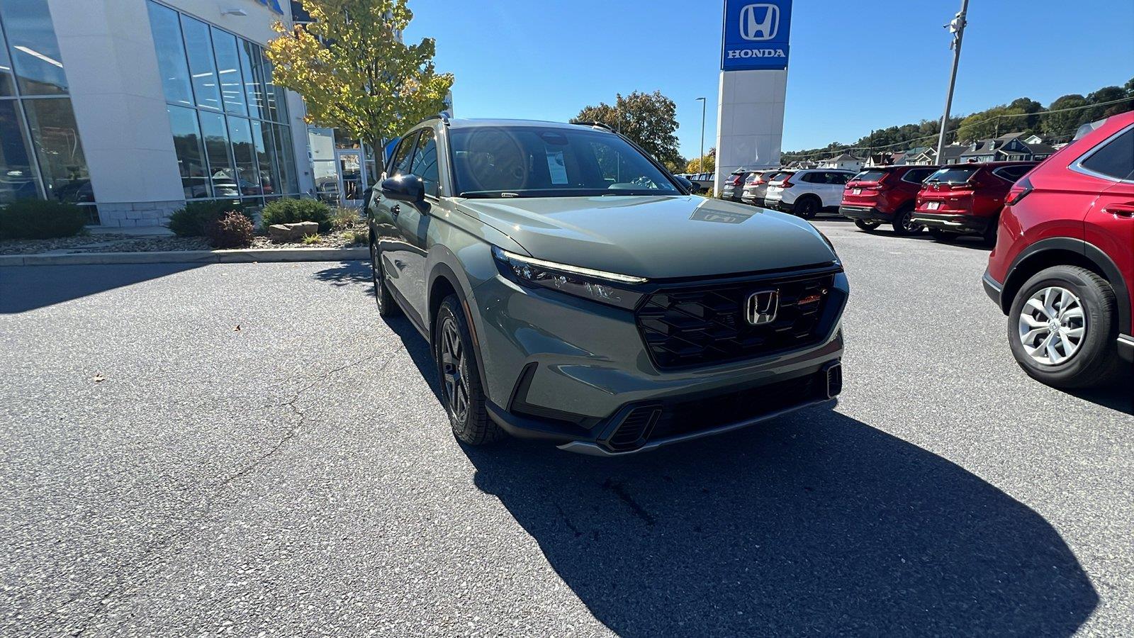 2027 Honda CR-V Hybrid photo 2 of 32