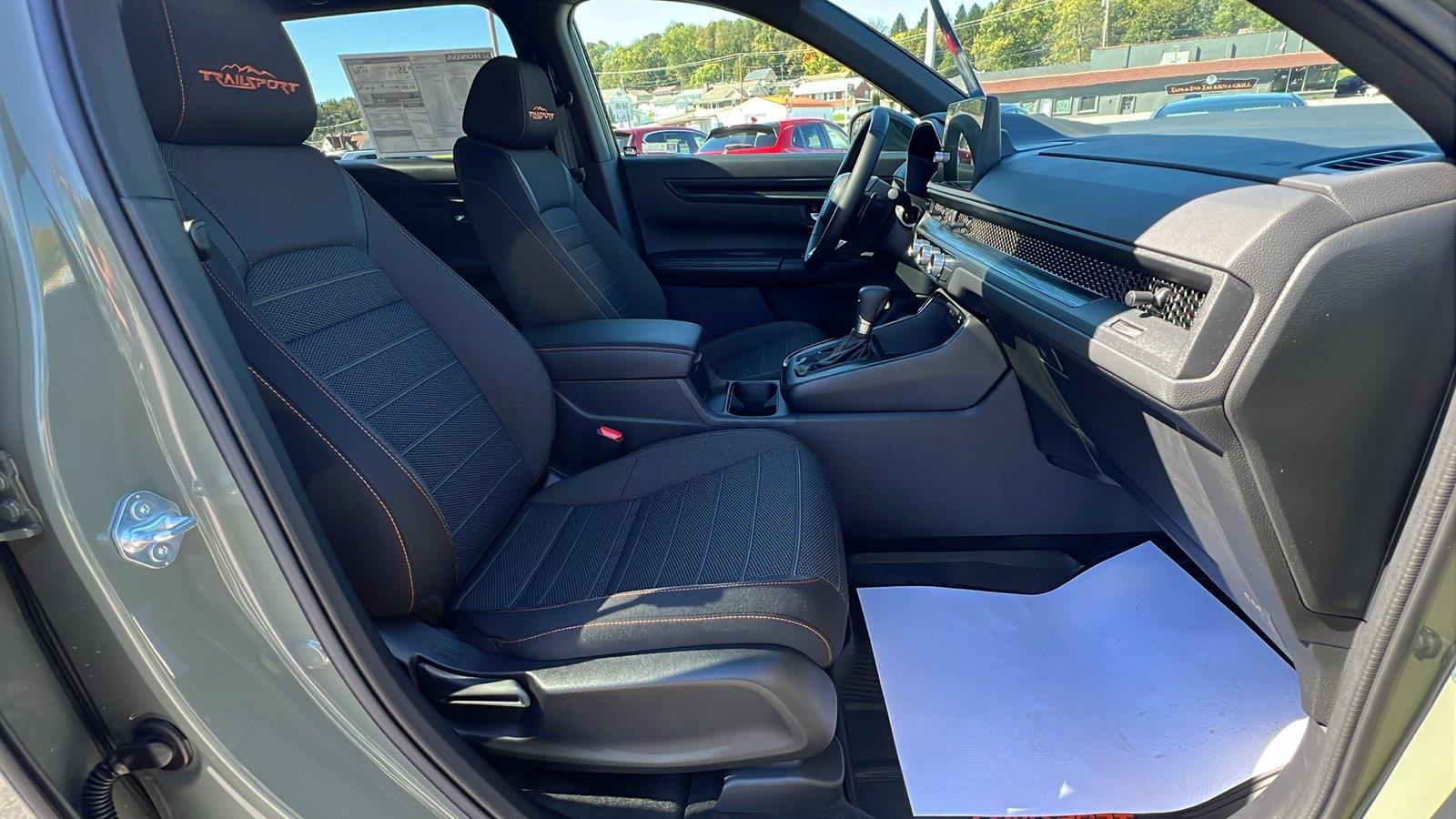 2027 Honda CR-V Hybrid photo 13 of 32
