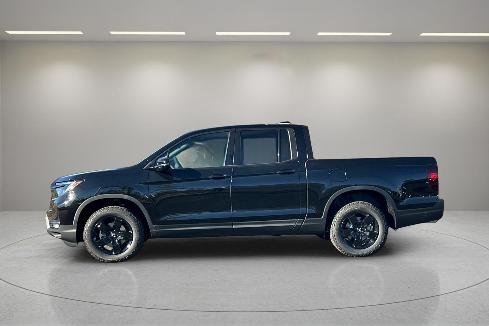 2026 Honda Ridgeline photo 2 of 25