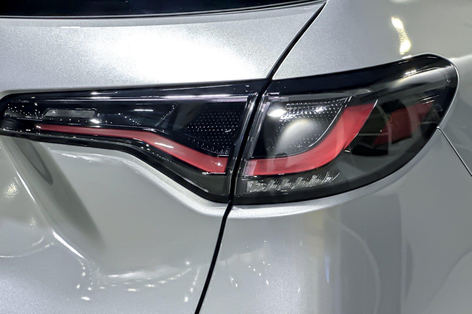 2027 Honda HR-V photo 18 of 25