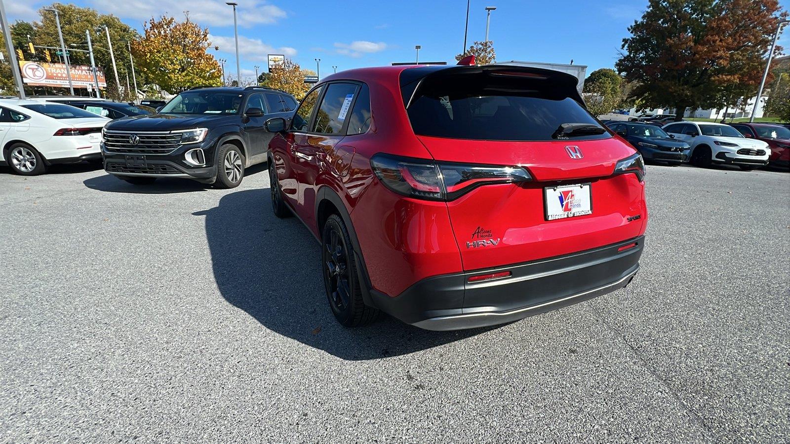 2025 Honda HR-V photo 6 of 29