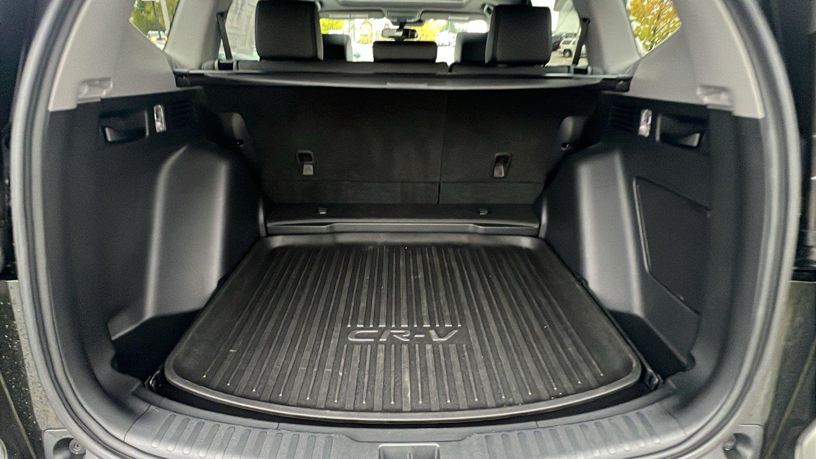 2017 Honda CR-V photo 16 of 34
