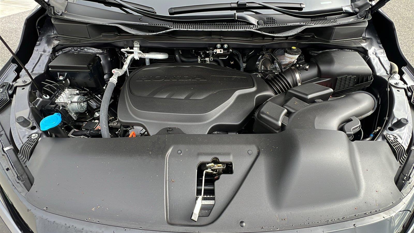 2026 Honda Odyssey photo 10 of 31