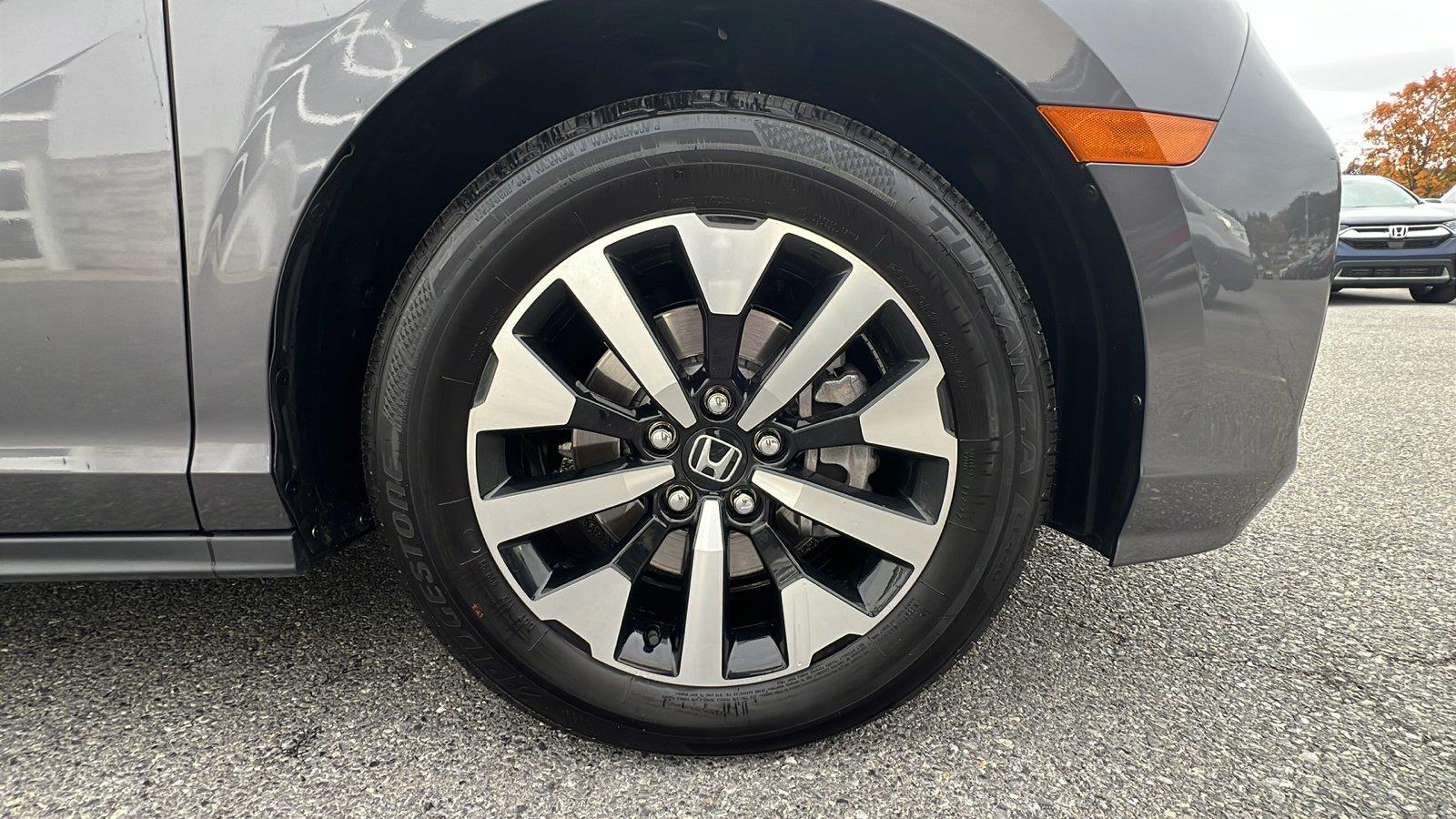 2026 Honda Odyssey photo 11 of 31