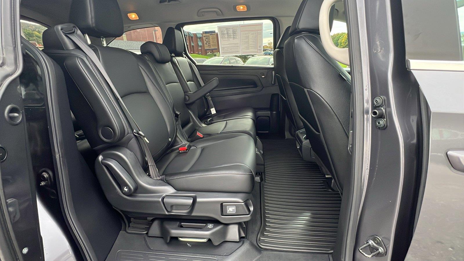 2026 Honda Odyssey photo 14 of 31