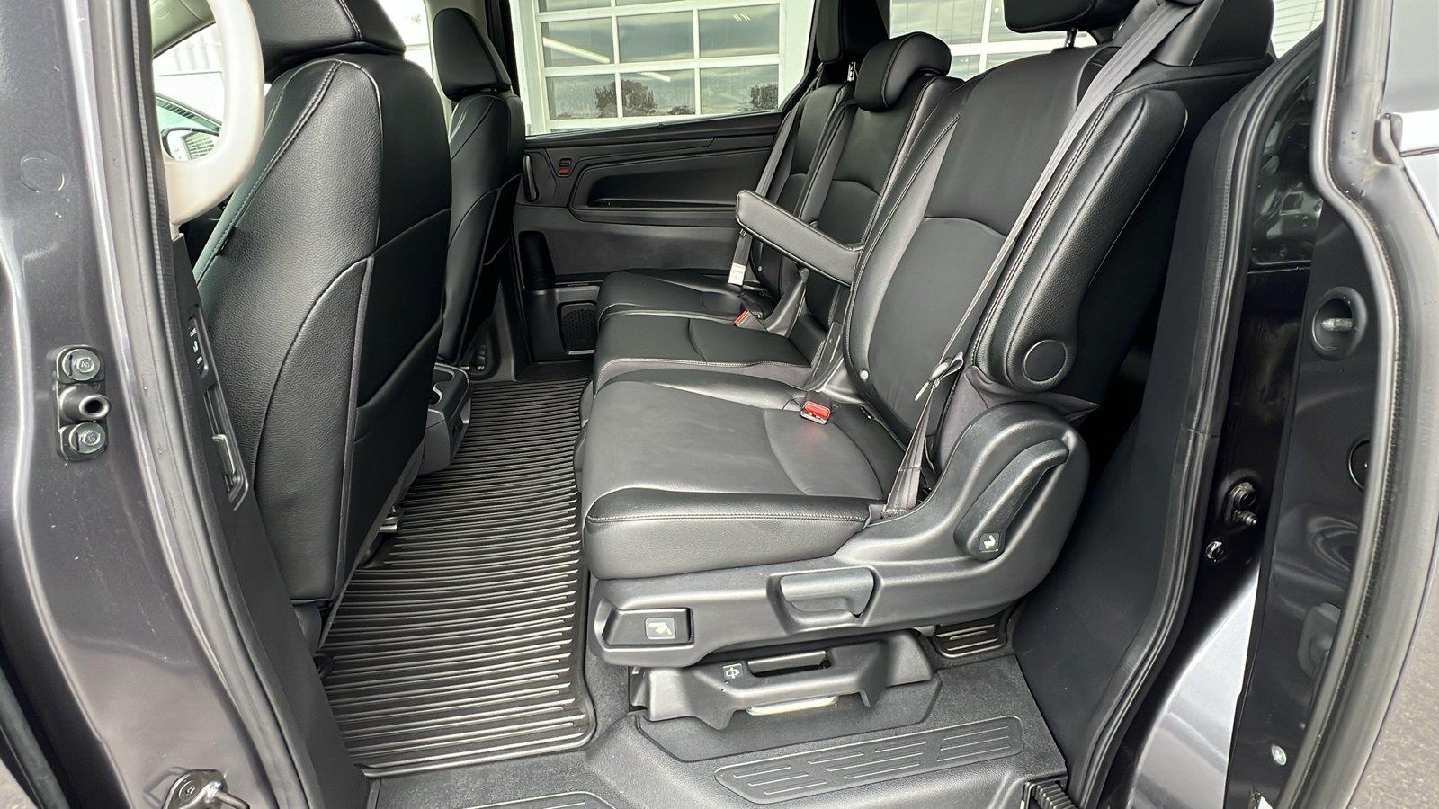 2026 Honda Odyssey photo 17 of 31