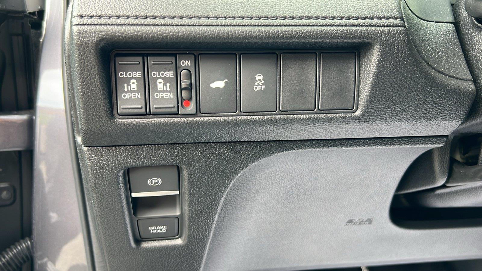 2026 Honda Odyssey photo 23 of 31