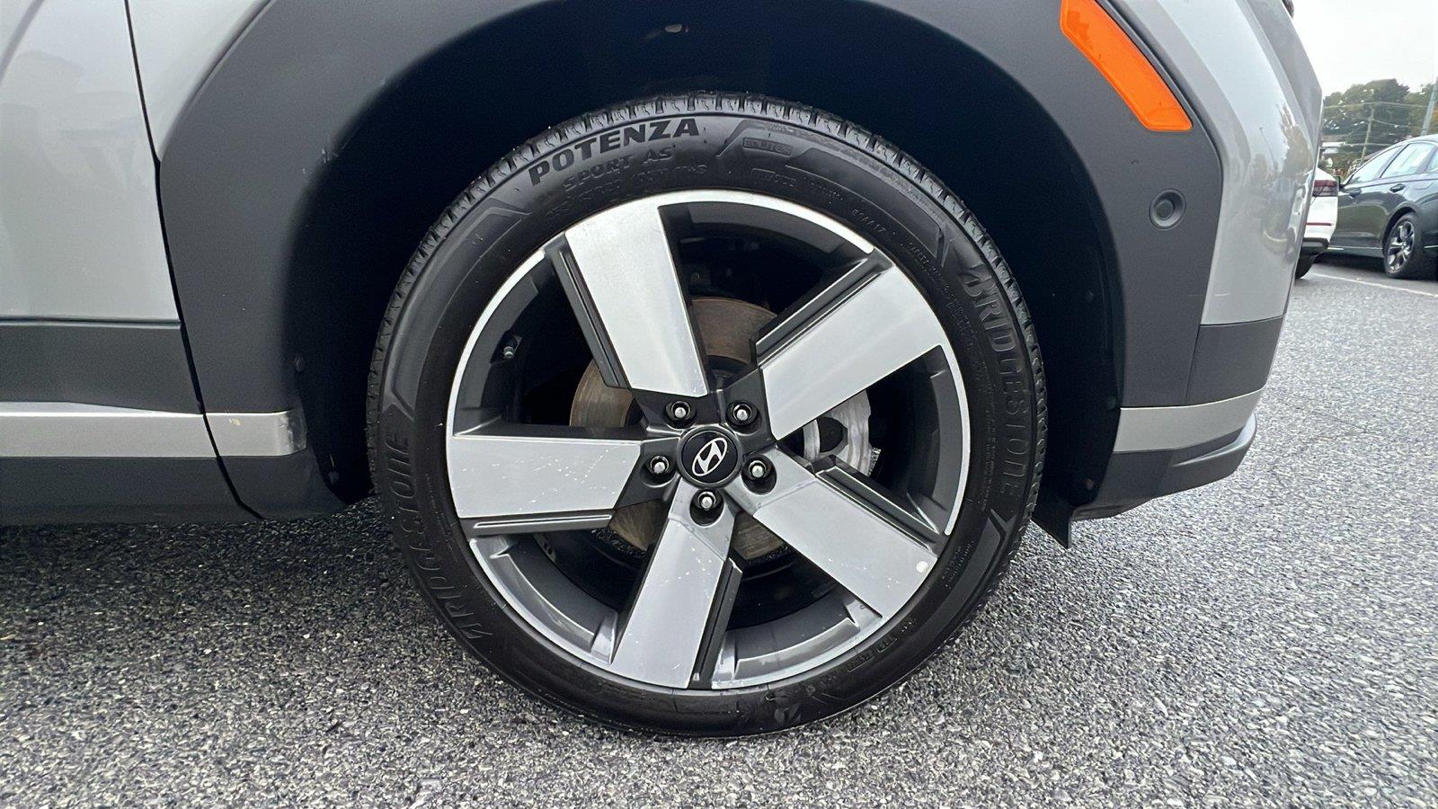 2024 Hyundai Santa Fe Hybrid photo 11 of 34