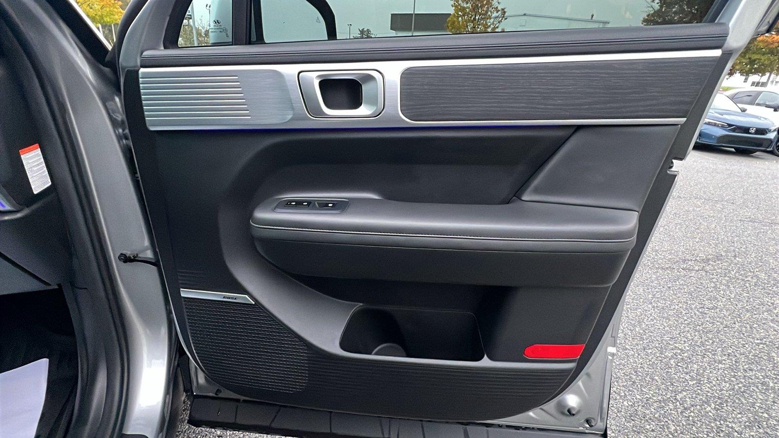 2024 Hyundai Santa Fe Hybrid photo 12 of 34