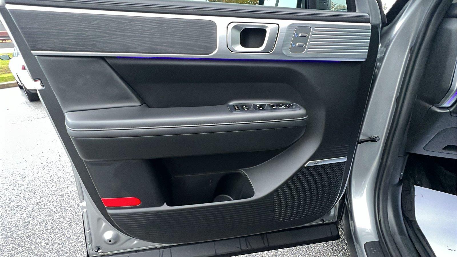 2024 Hyundai Santa Fe Hybrid photo 25 of 34