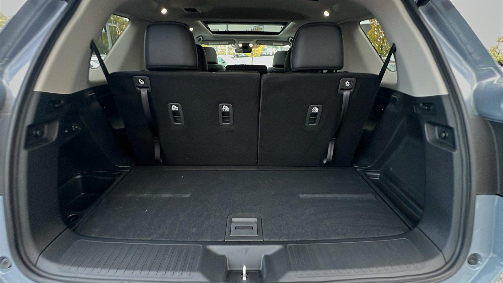 2025 Honda Pilot photo 17 of 35