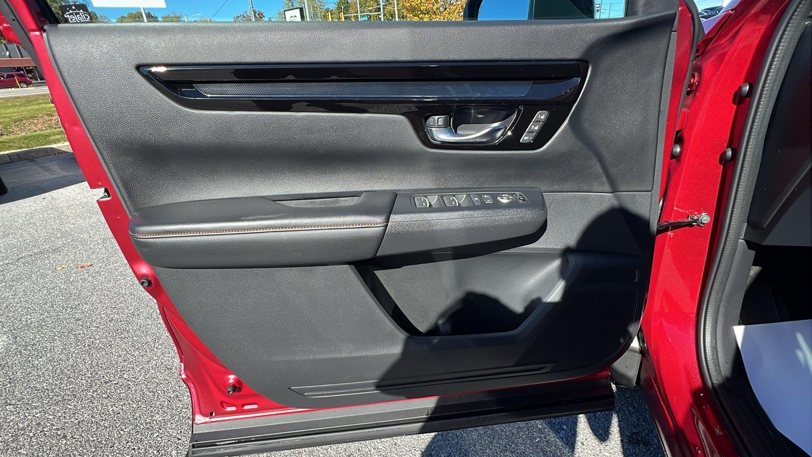 2027 Honda CR-V Hybrid photo 22 of 33