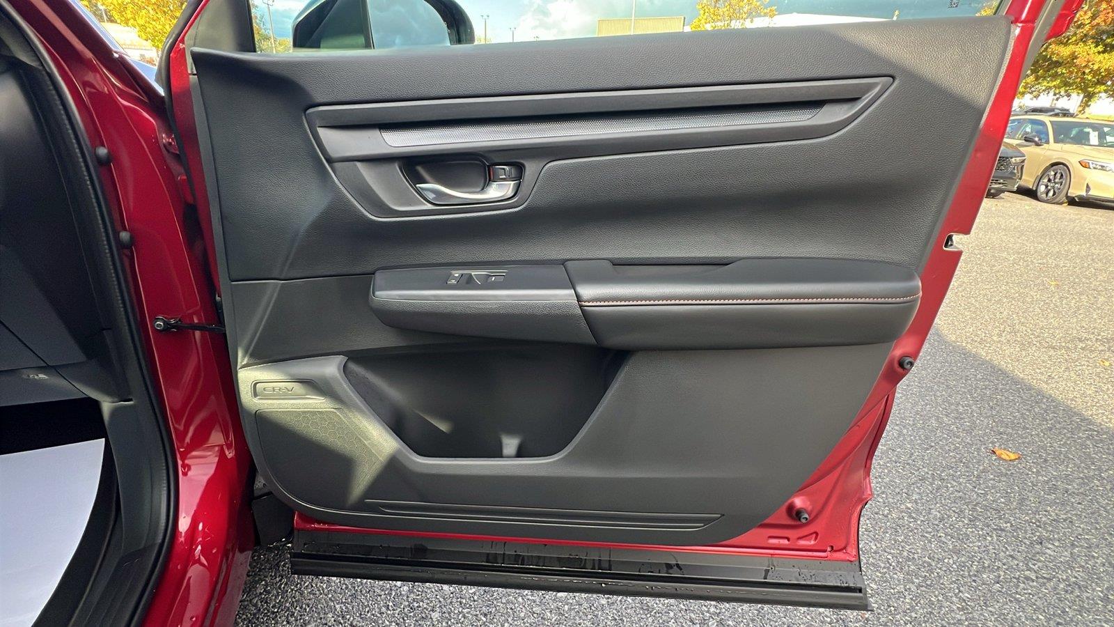 2027 Honda CR-V Hybrid photo 12 of 31