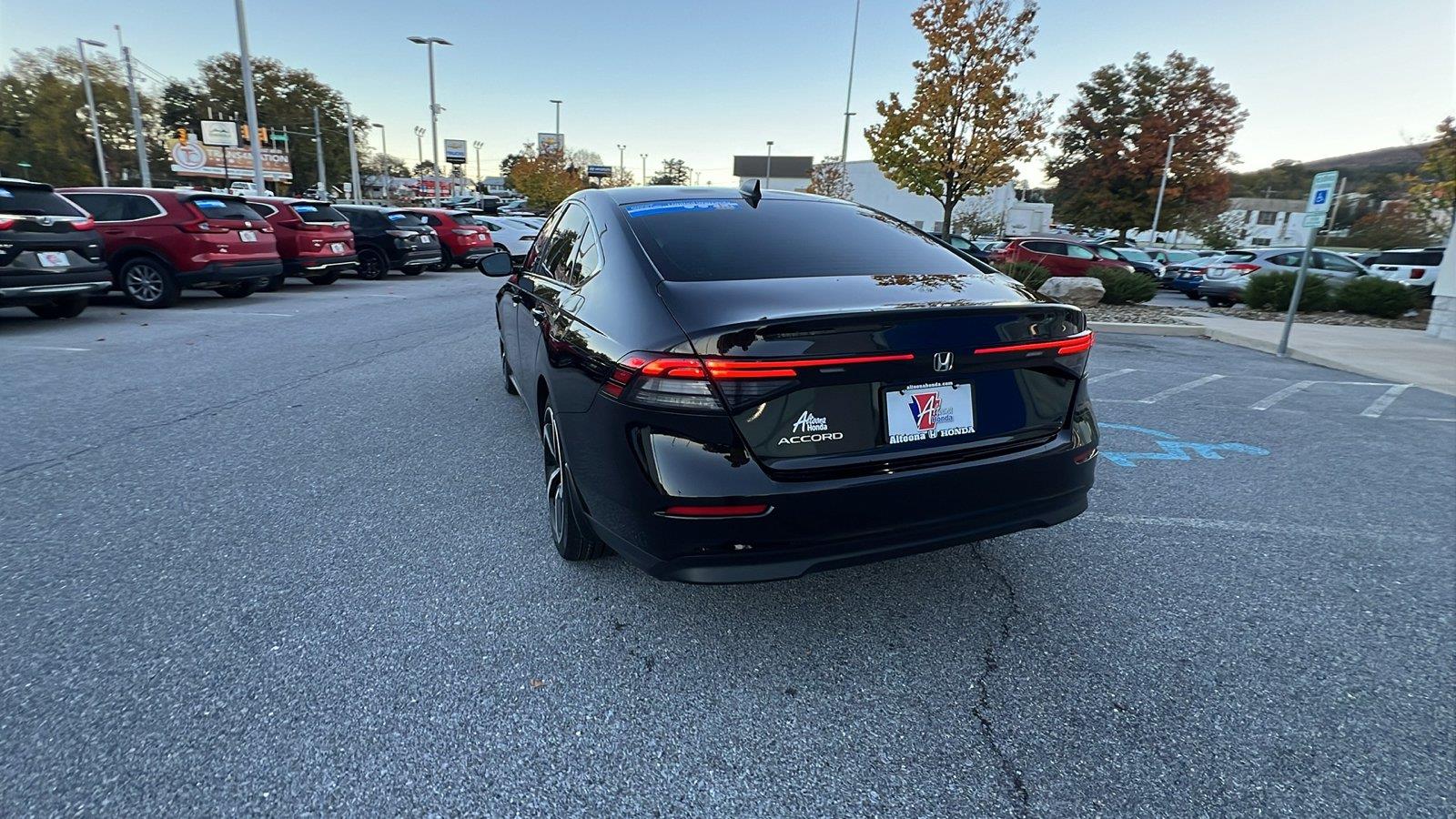 2024 Honda Accord Sedan photo 6 of 30