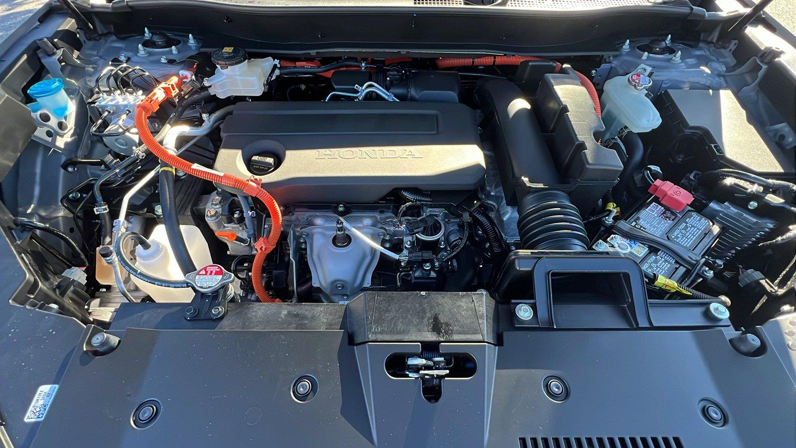 2027 Honda CR-V Hybrid photo 10 of 31