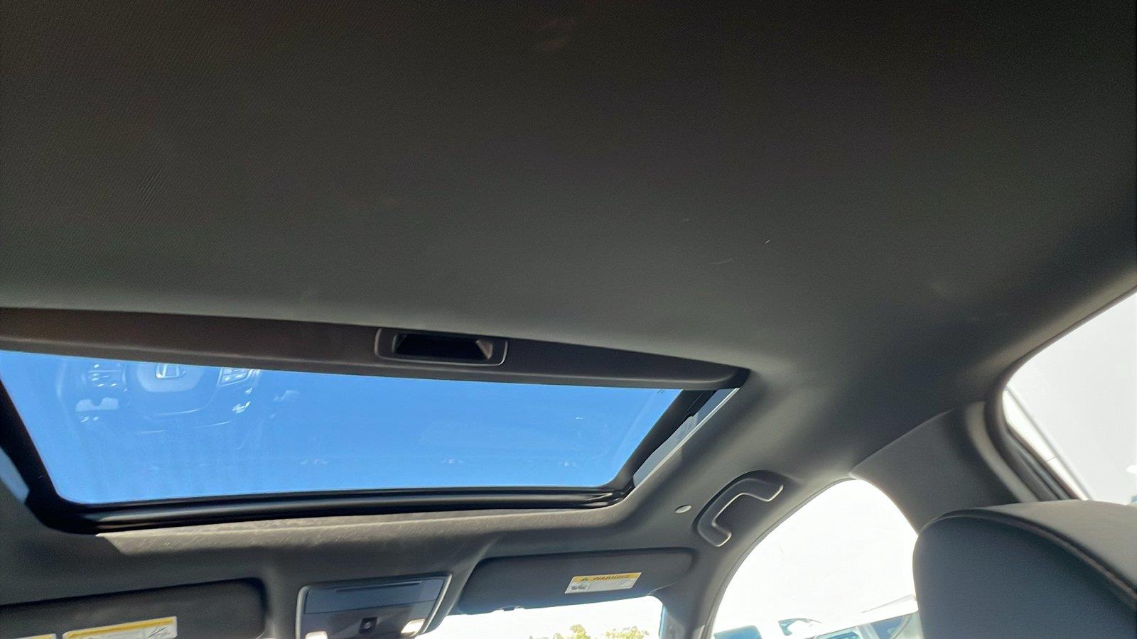 2024 Honda CR-V Hybrid photo 19 of 31