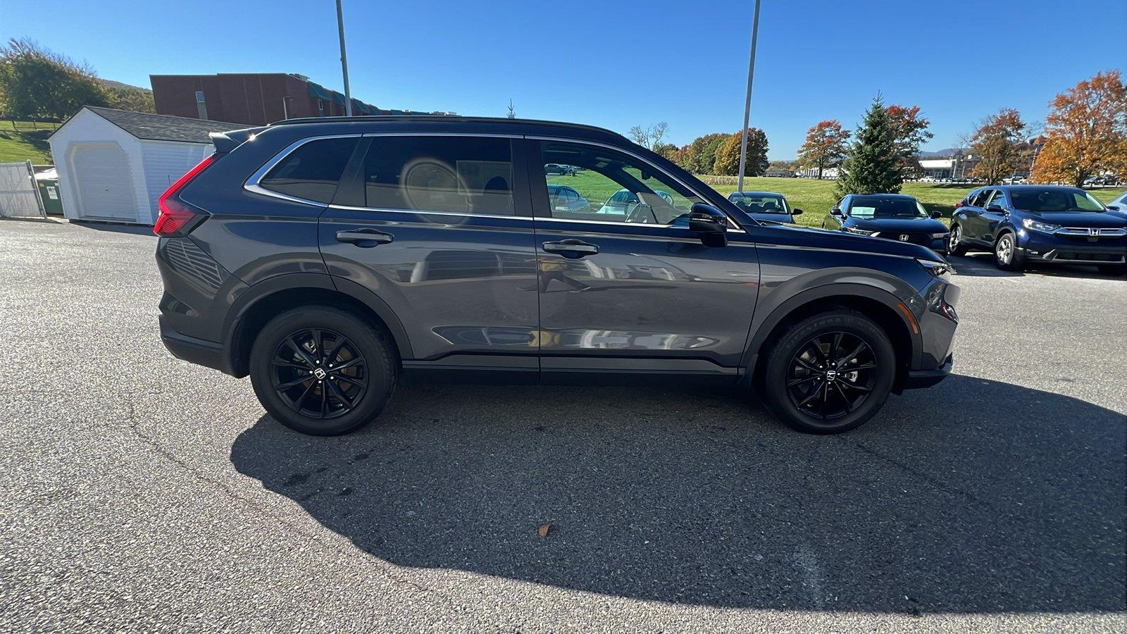 2024 Honda CR-V Hybrid photo 3 of 31