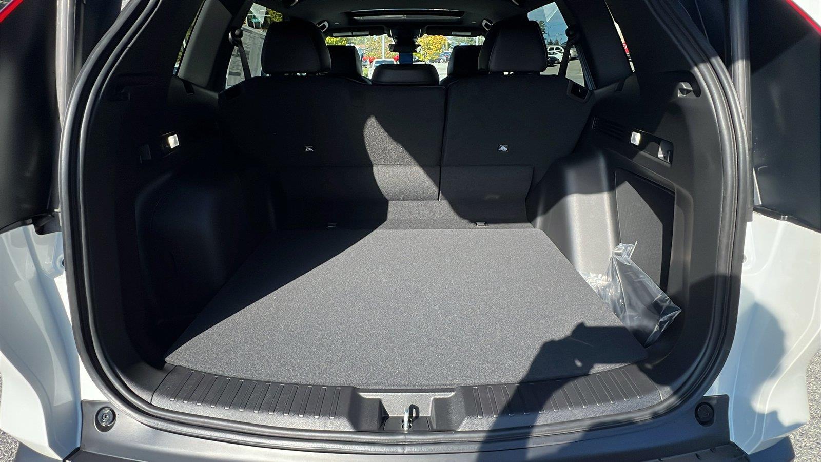 2027 Honda CR-V Hybrid photo 16 of 33