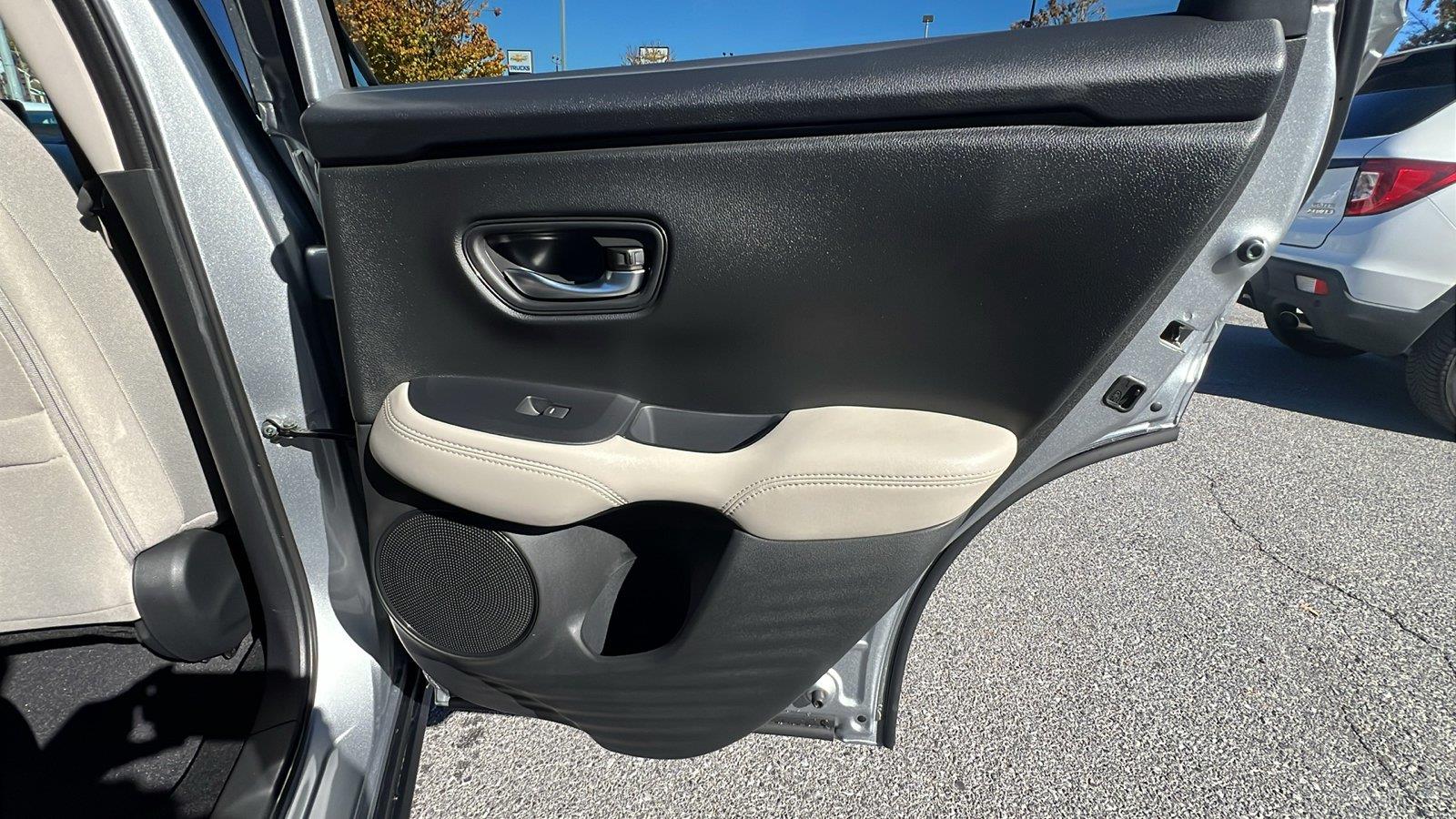 2027 Honda HR-V photo 14 of 29