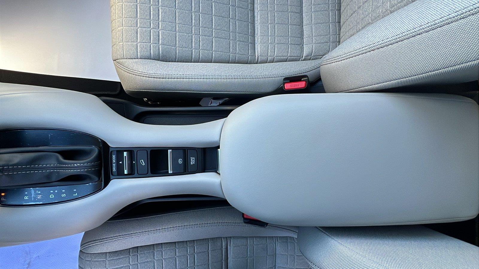 2027 Honda HR-V photo 23 of 29