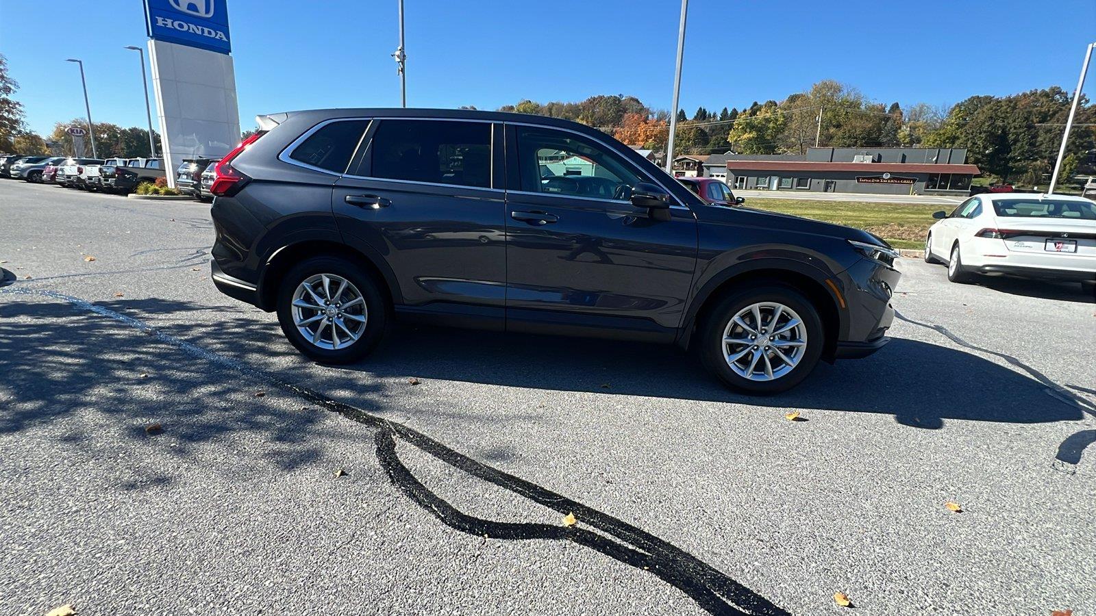 2027 Honda CR-V photo 3 of 31