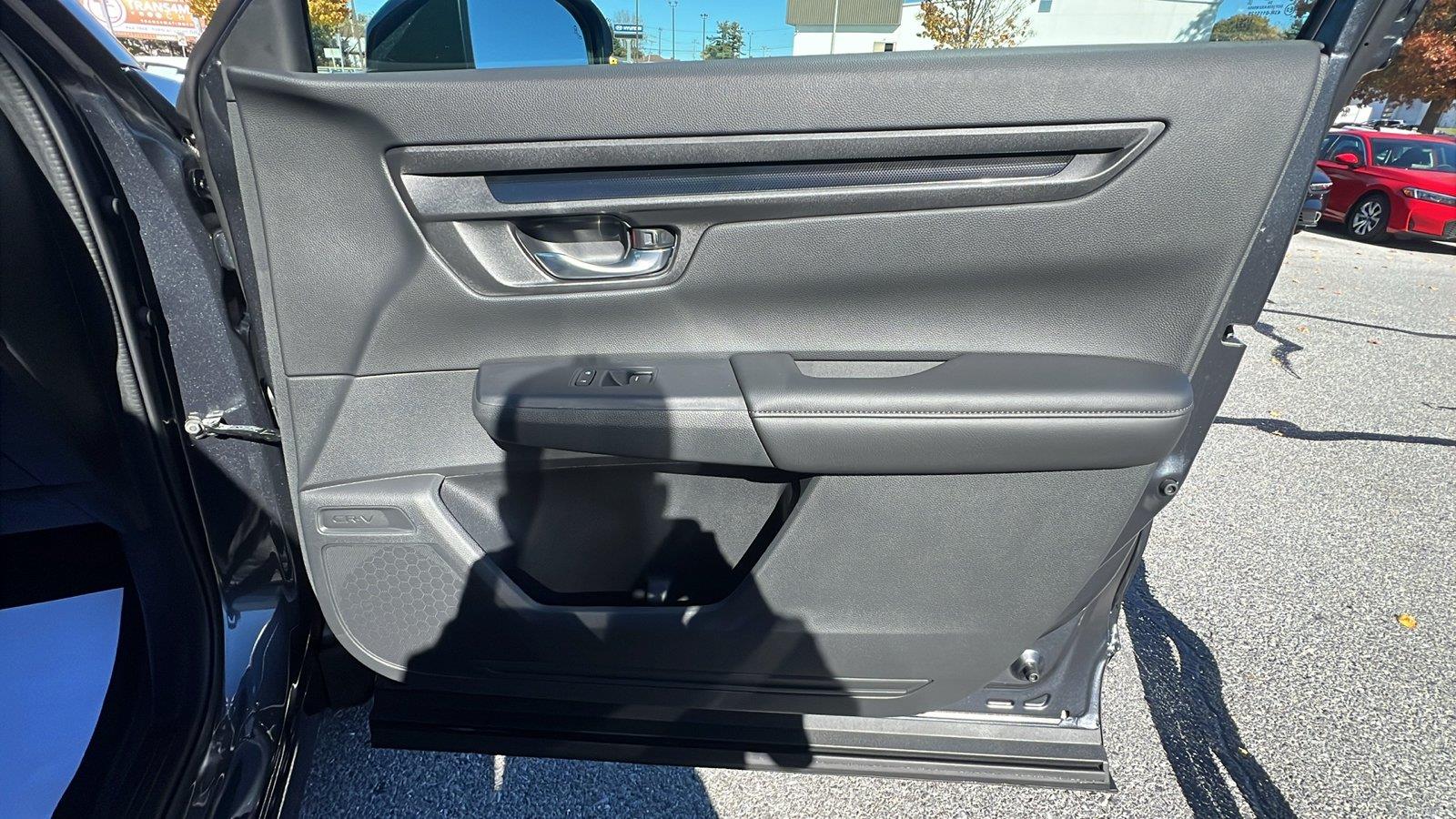 2027 Honda CR-V photo 12 of 31