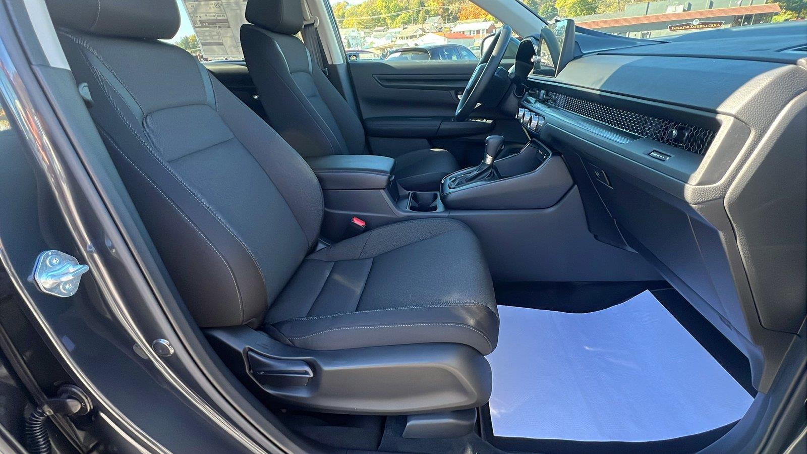 2027 Honda CR-V photo 13 of 31