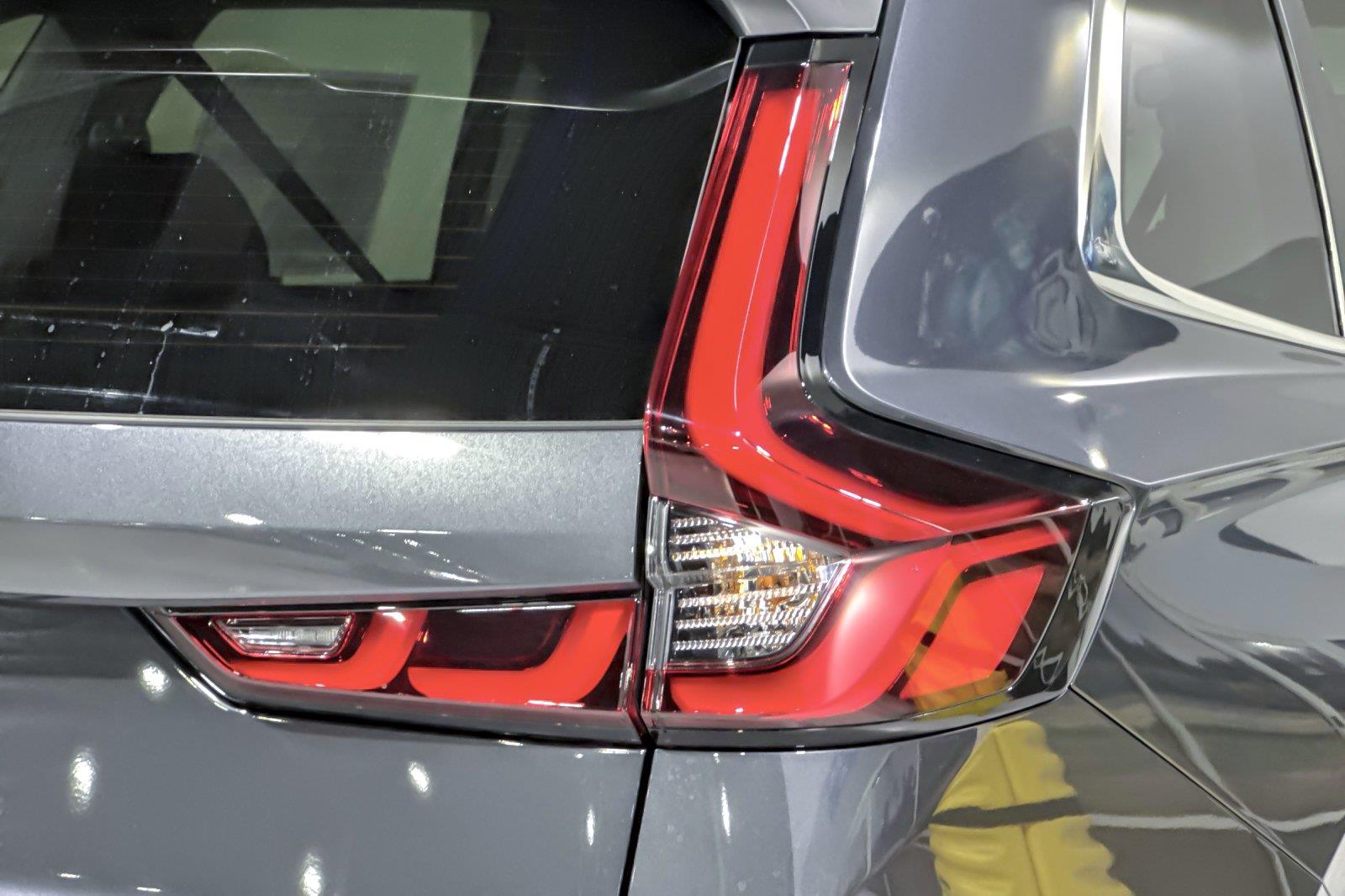 2027 Honda CR-V photo 18 of 25