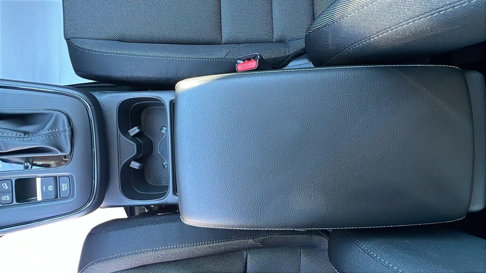 2027 Honda CR-V photo 24 of 31