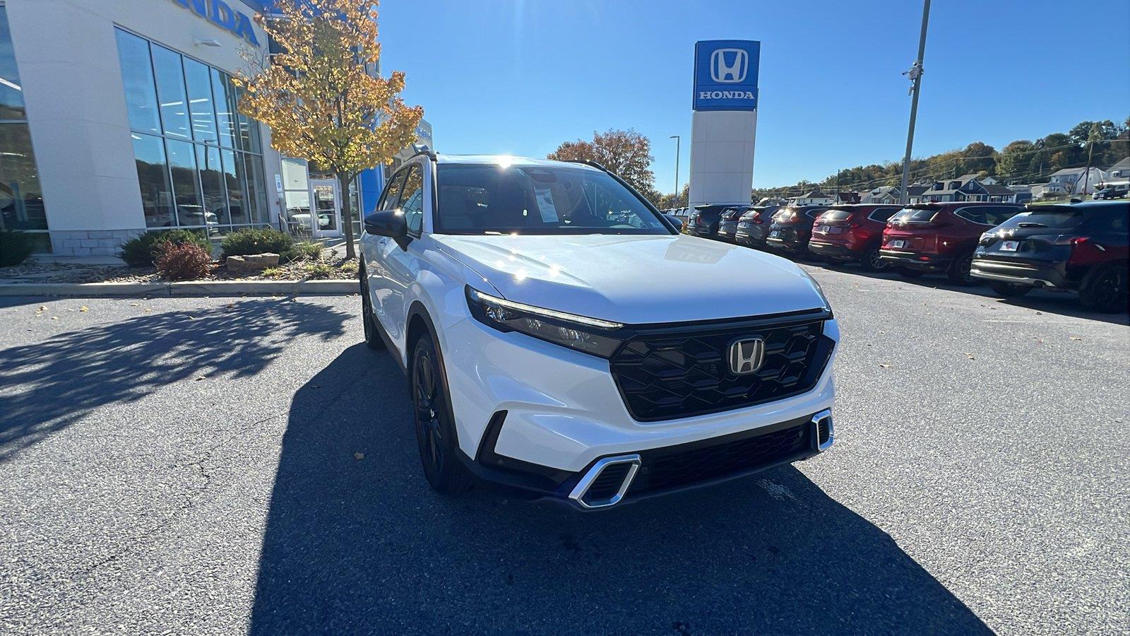 2027 Honda CR-V Hybrid photo 2 of 34