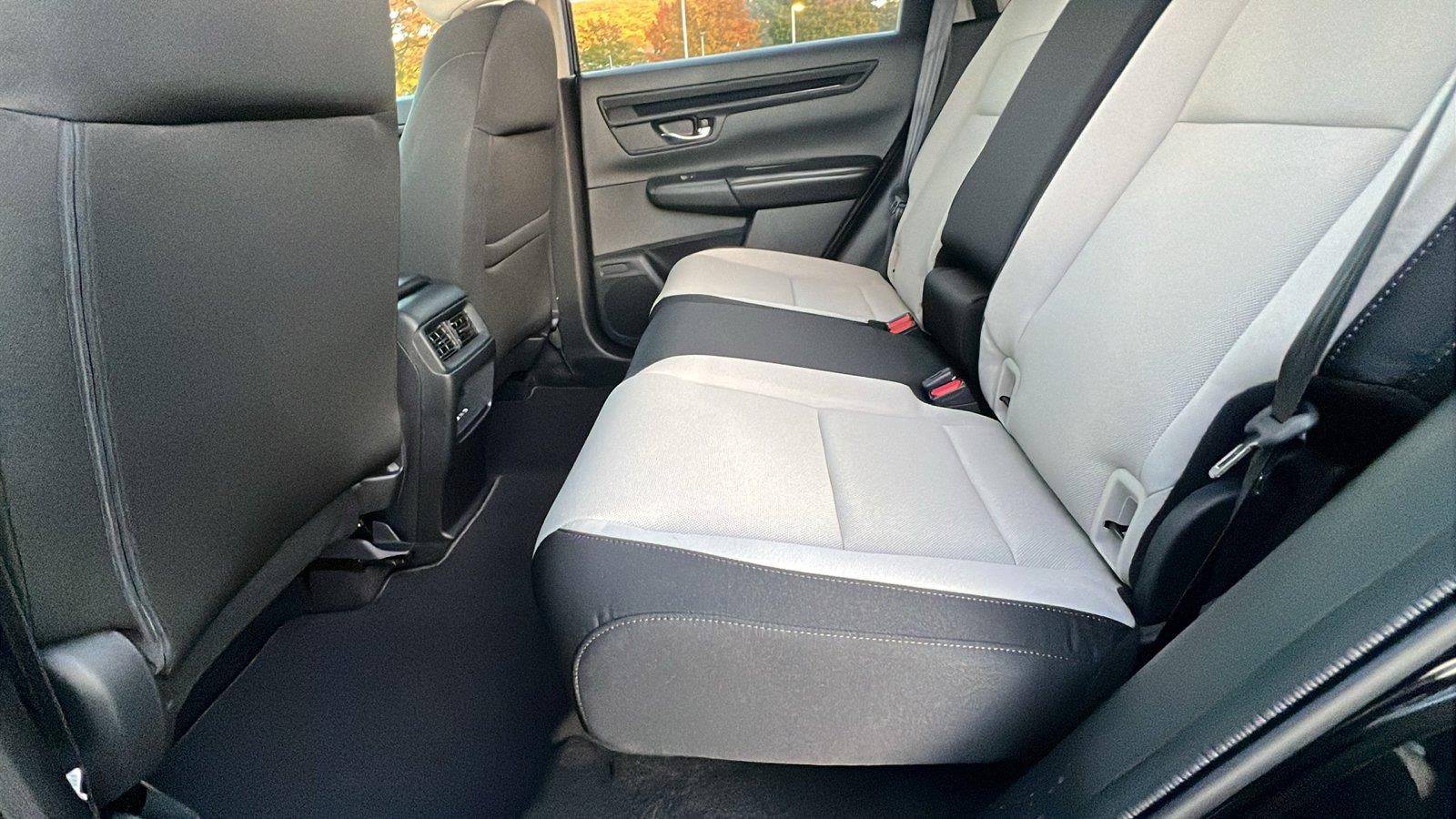 2027 Honda CR-V photo 18 of 31