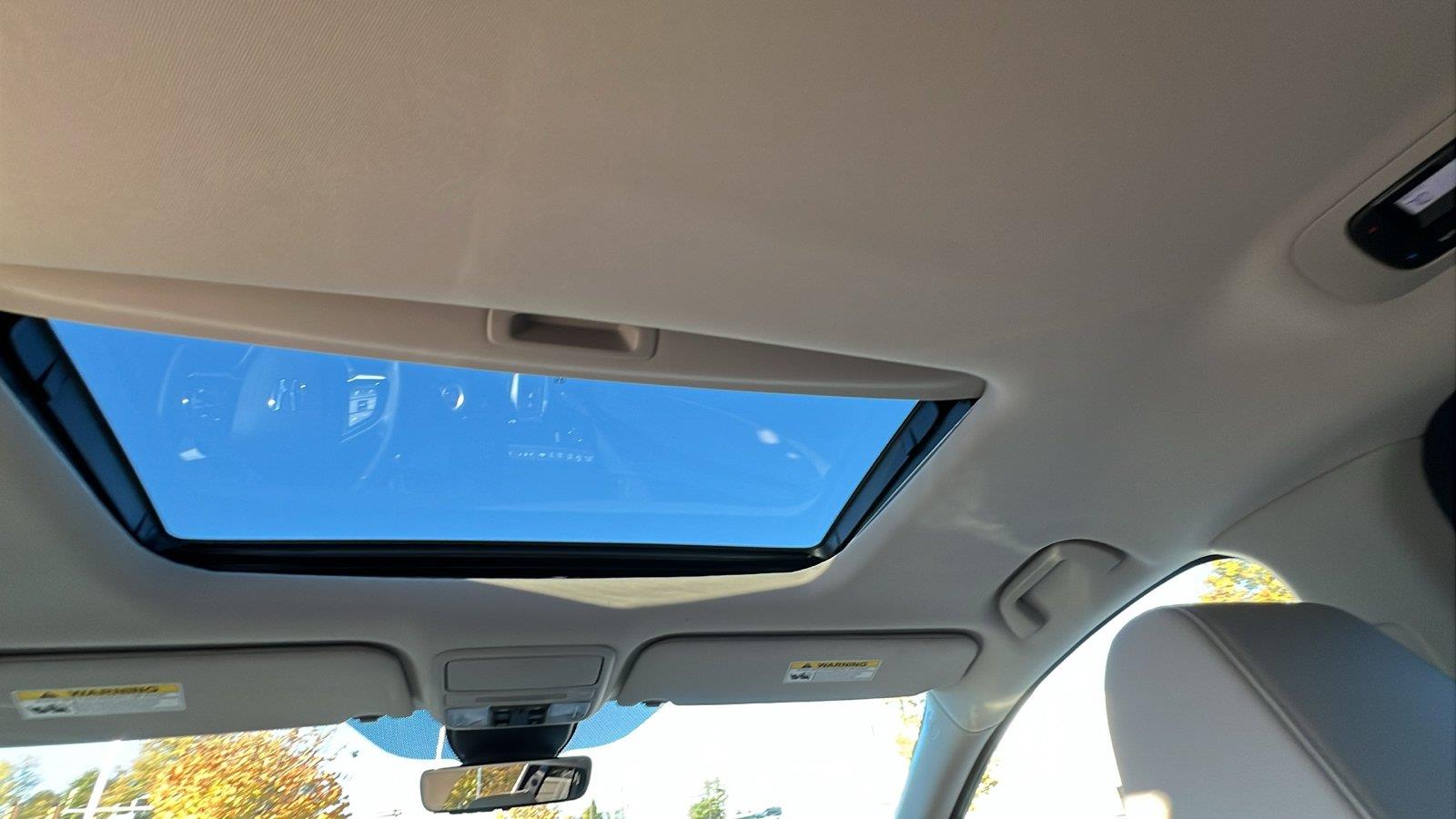 2025 Honda Odyssey photo 18 of 31