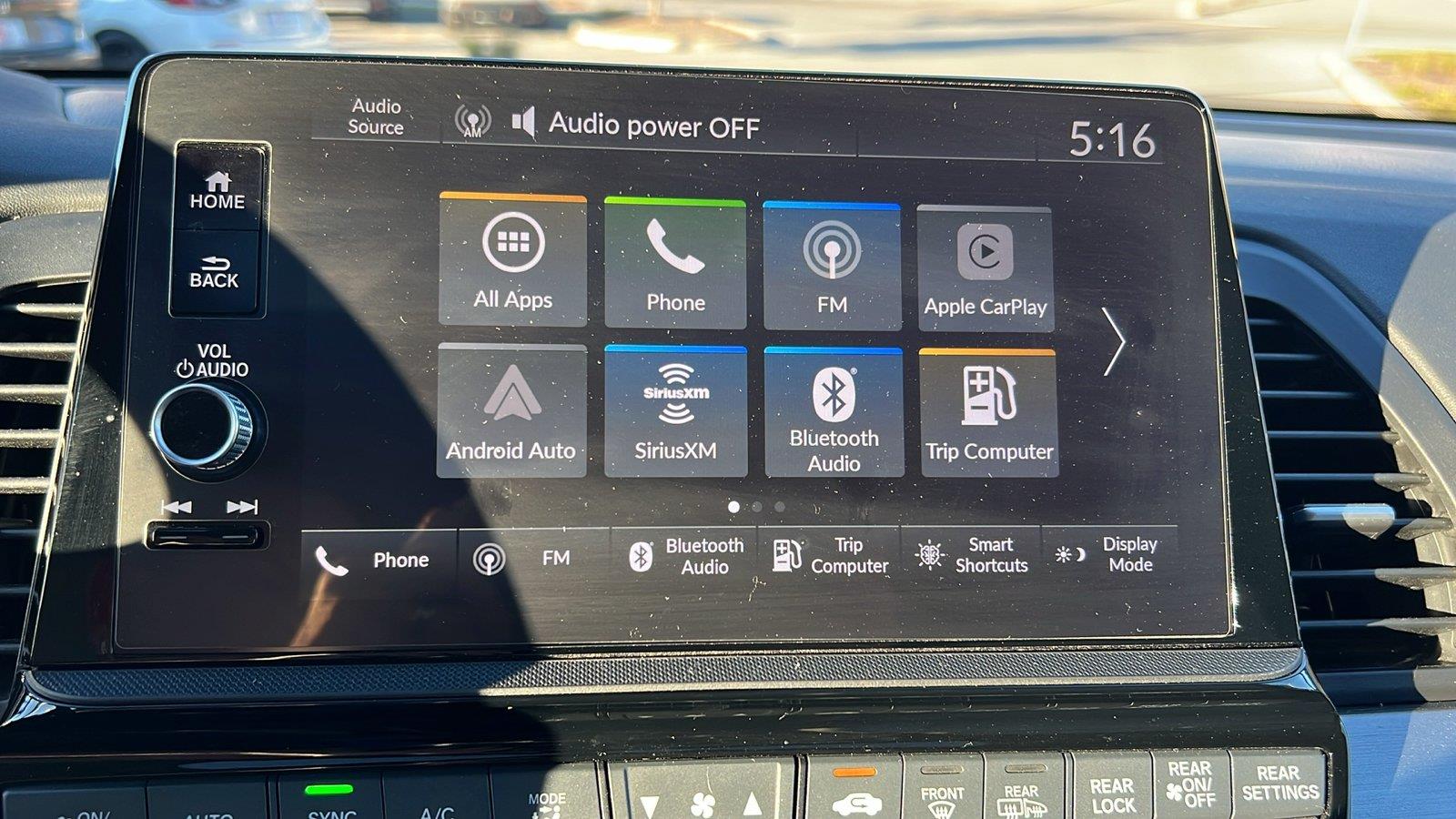 2025 Honda Odyssey photo 27 of 31