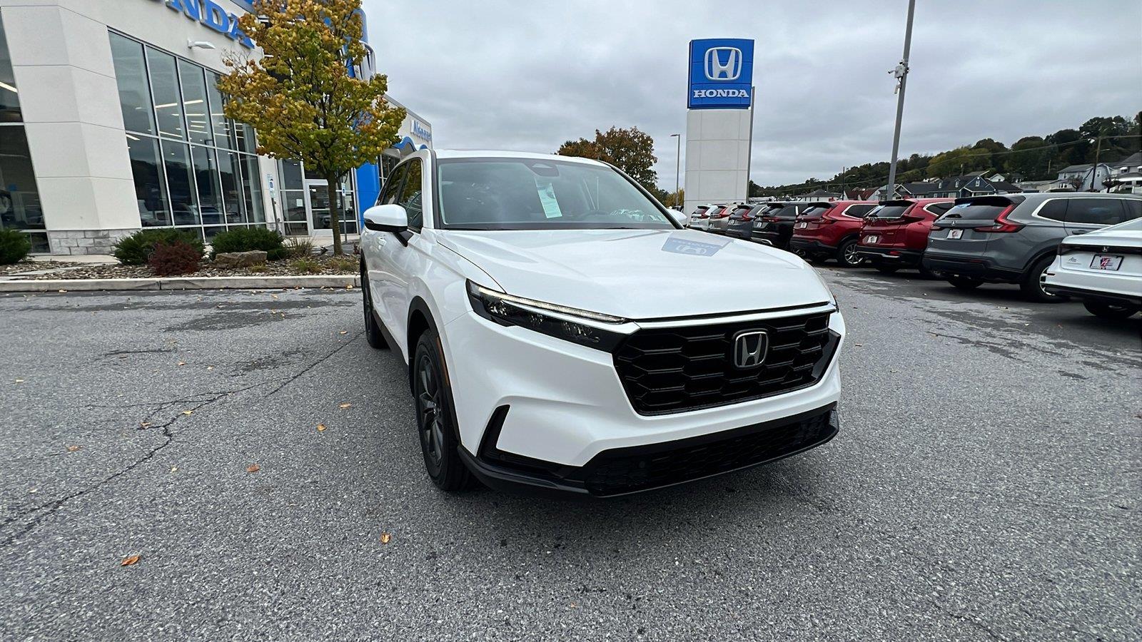 2027 Honda CR-V photo 2 of 31