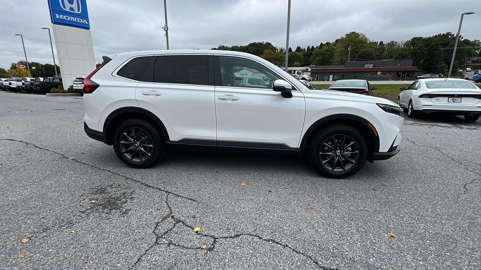 2027 Honda CR-V photo 3 of 31