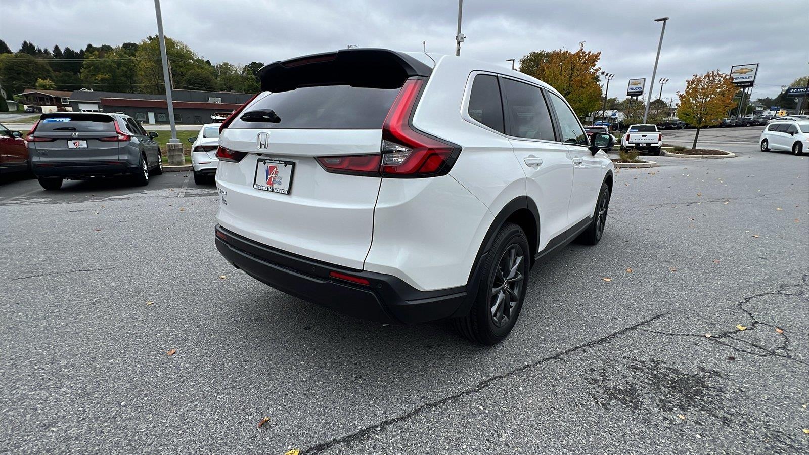 2027 Honda CR-V photo 4 of 31