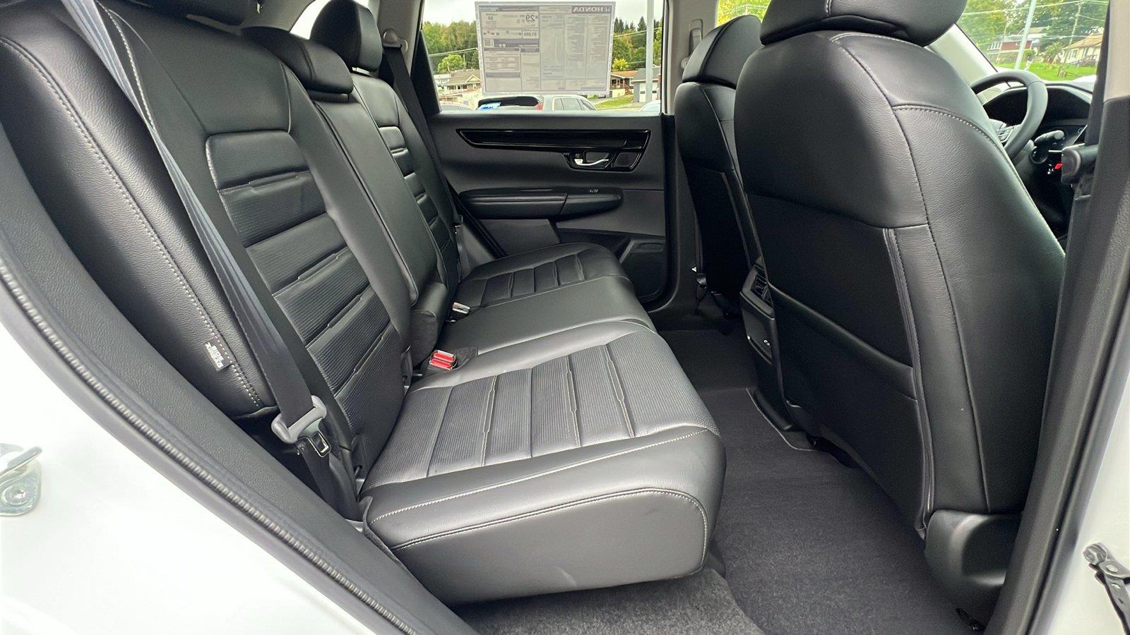 2027 Honda CR-V photo 15 of 31
